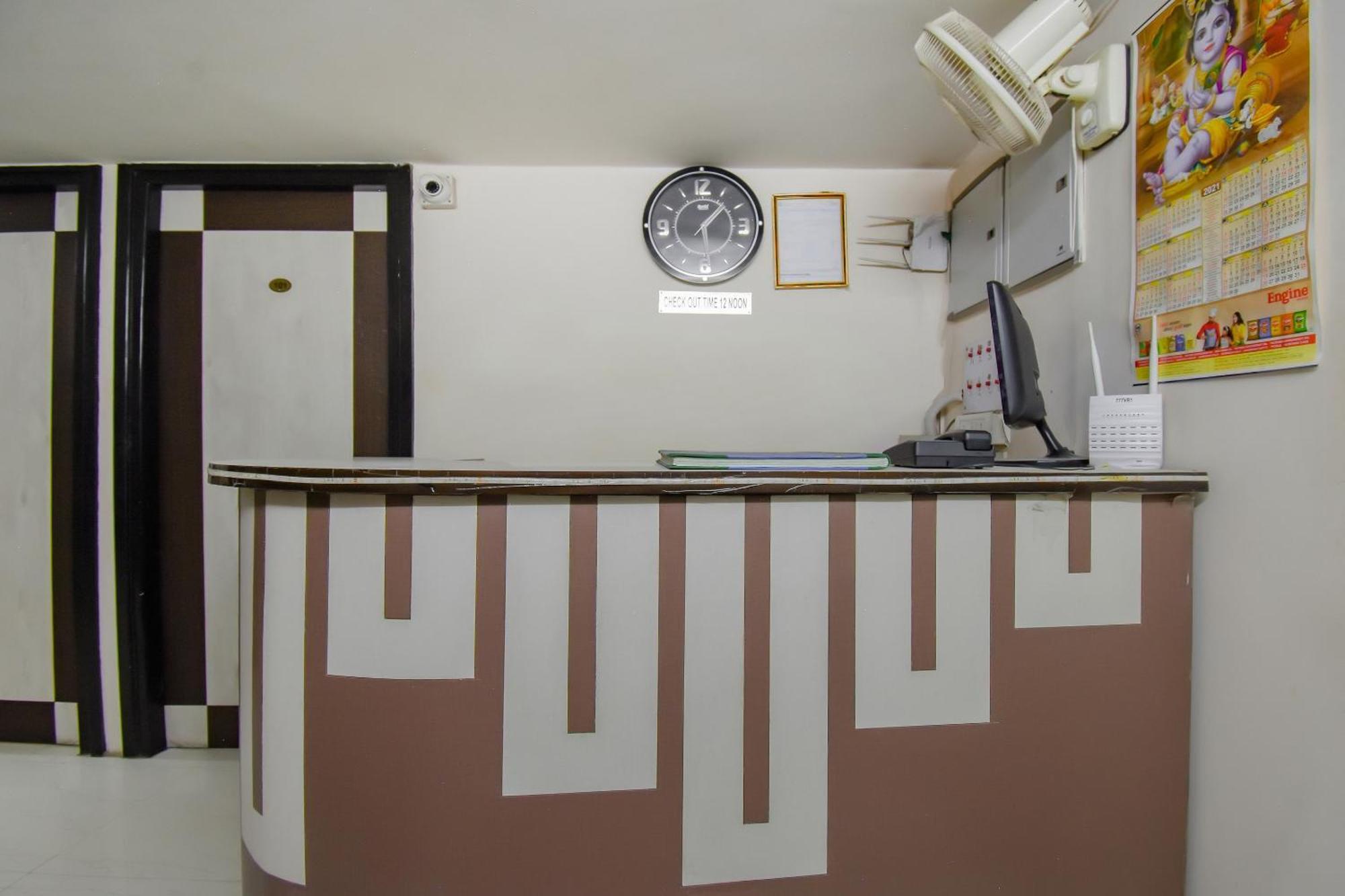 Hotel O Lindsay Inn Guest House Calcutta Calcutta Bara Bazar Екстериор снимка