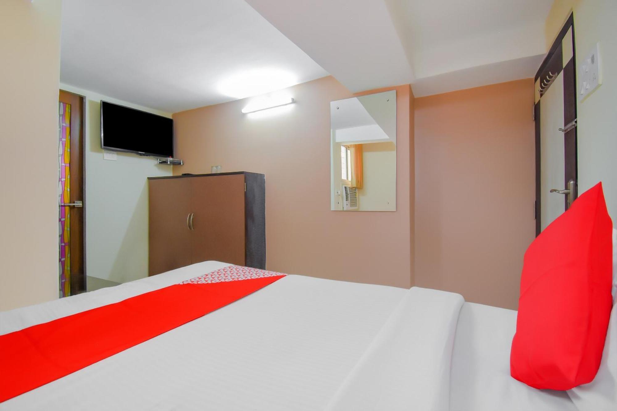 Hotel O Lindsay Inn Guest House Calcutta Calcutta Bara Bazar Екстериор снимка