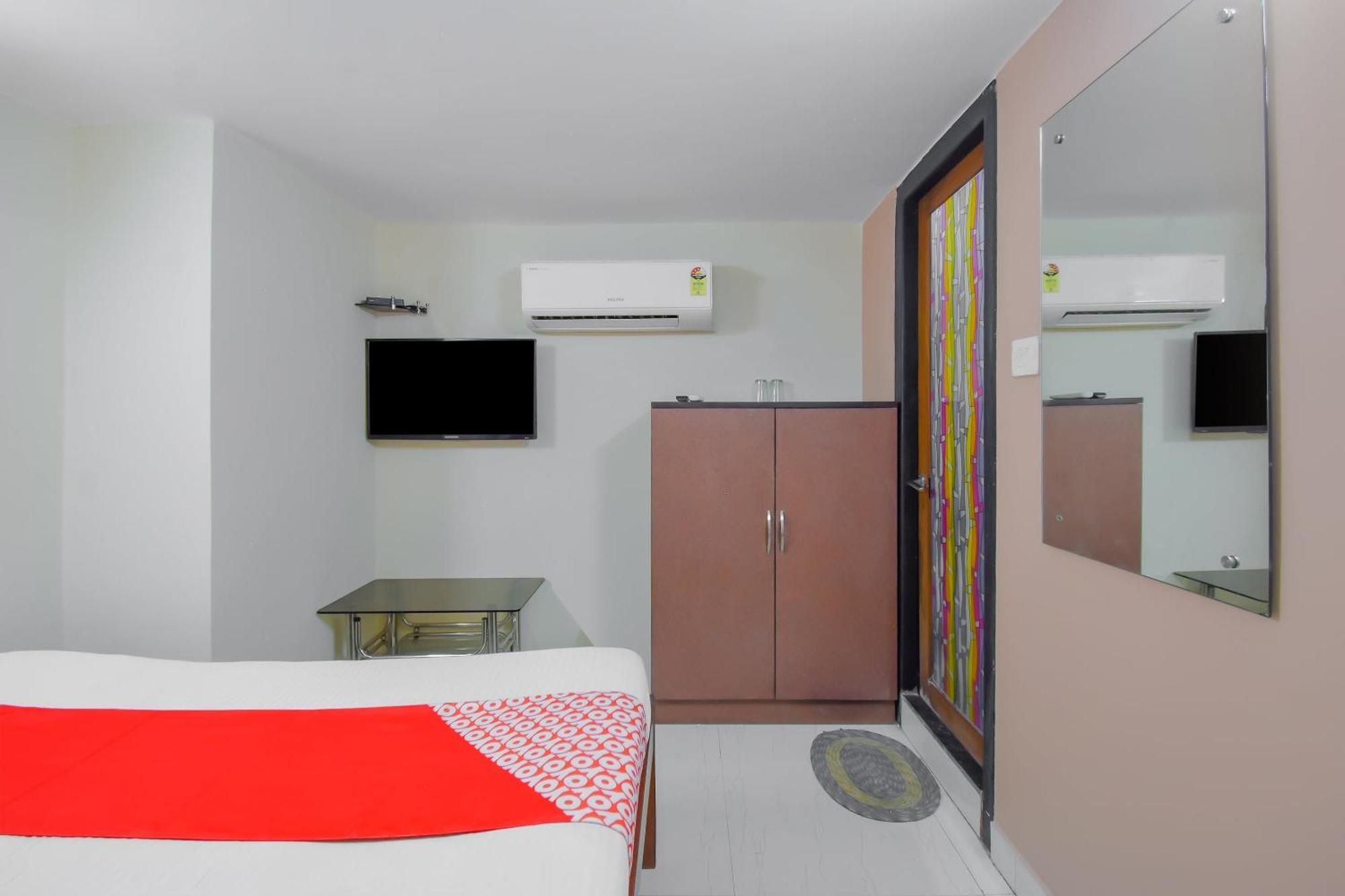 Hotel O Lindsay Inn Guest House Calcutta Calcutta Bara Bazar Екстериор снимка